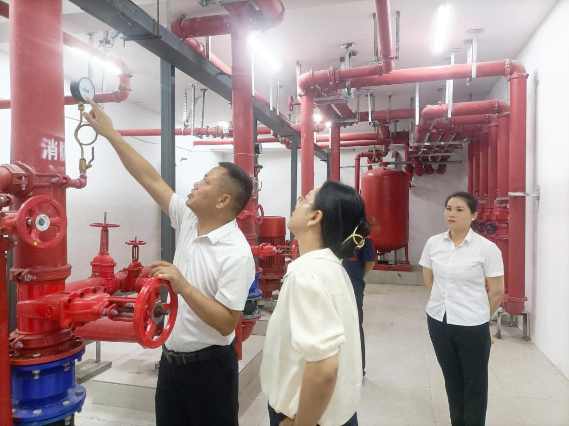 大发500文旅物业组织节前清静检查，，筑牢中秋清静防线