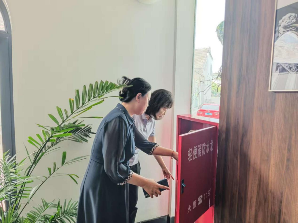 情暖端午保平安！资产运营公司开展 节前清静检查与慰问活动